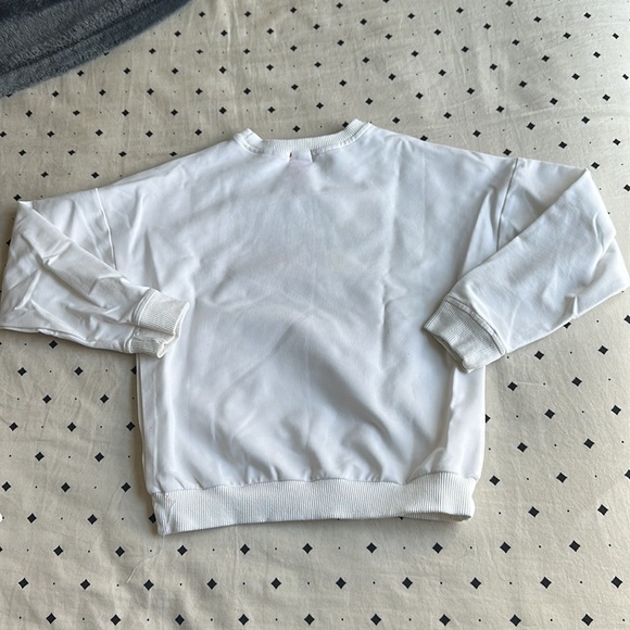 Lulu kids lightweight sweatshirt top. Size 6/6x - Picture 4 of 5